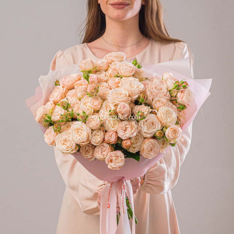 Букет из 21 пионовидных роз
