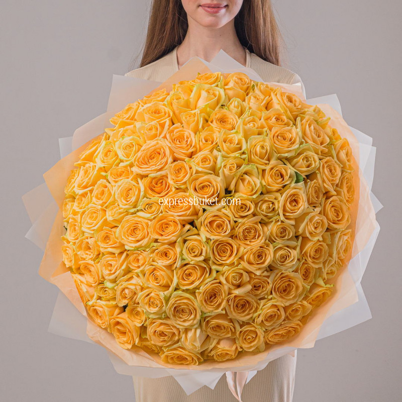 101 роза Аваланж Пич