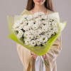 Букет из 11 белых кустовых хризантем