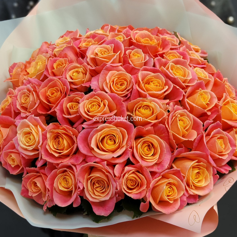 Букет из 51 роз Мисс Пигги