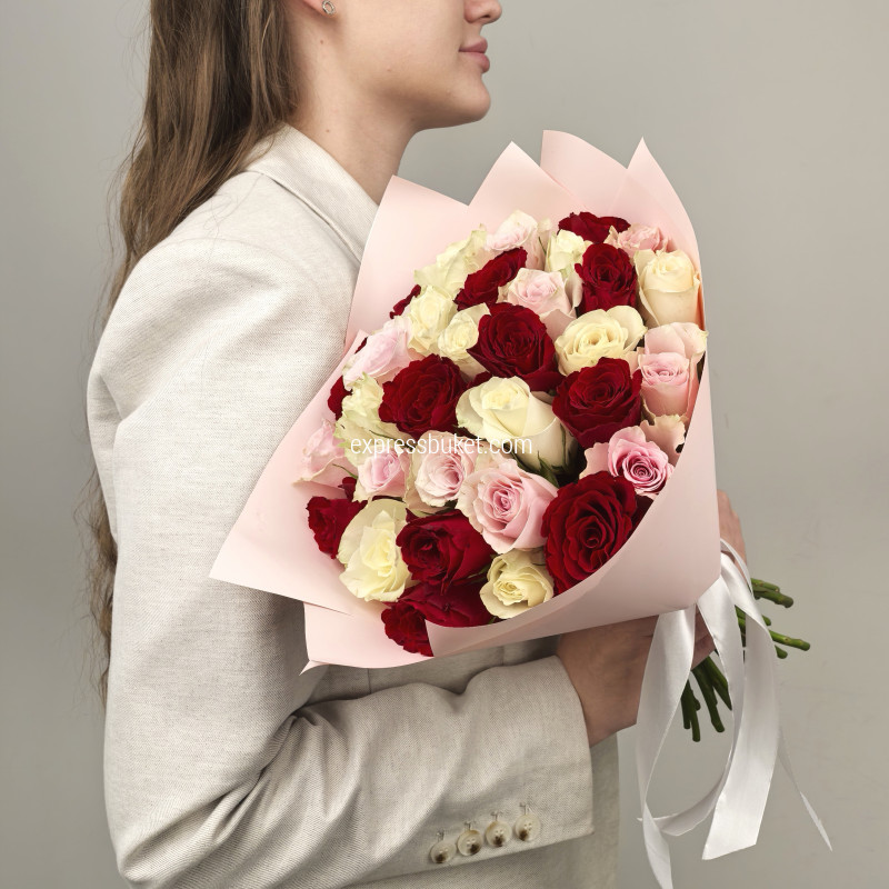 Букет 35 роз микс