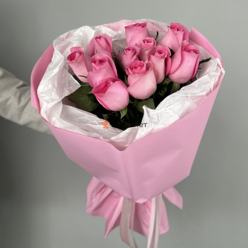 Букет из 11 розовых роз