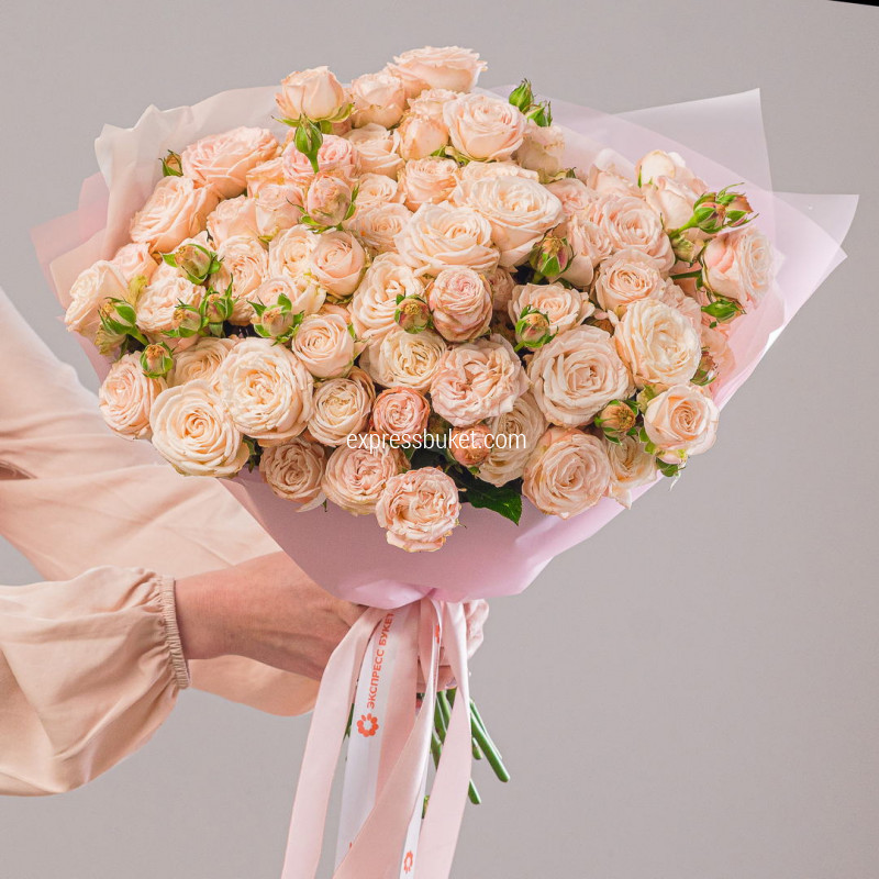 Букет из 21 пионовидных роз